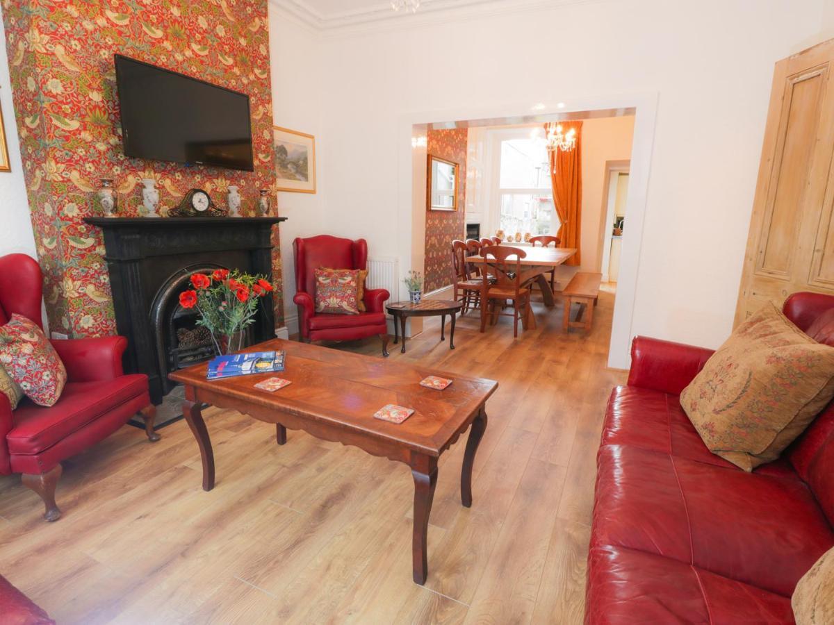 랜디드노 Abbeylands House 빌라 외부 사진